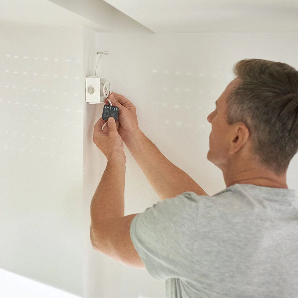 Drayton Wiser Micro-Module Shade Controller CCT5015-0002W | ZigBee Blind & Shutter Actuator | Flush Mounted | Wiser Smart Home