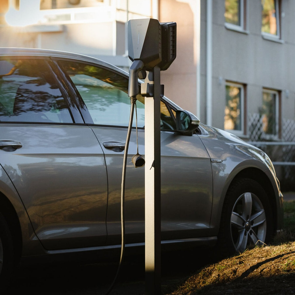 Easee 2 Way Charger Mounting Post