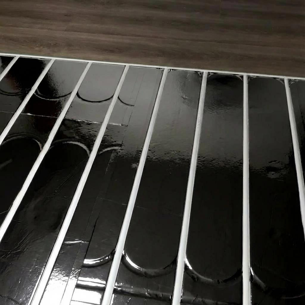 ThermRite 18mm Floating Floor UFH Panel – Foil-Faced EPS, 150mm Pipe Centres, 12mm Pipe, Wood or Laminate Floor