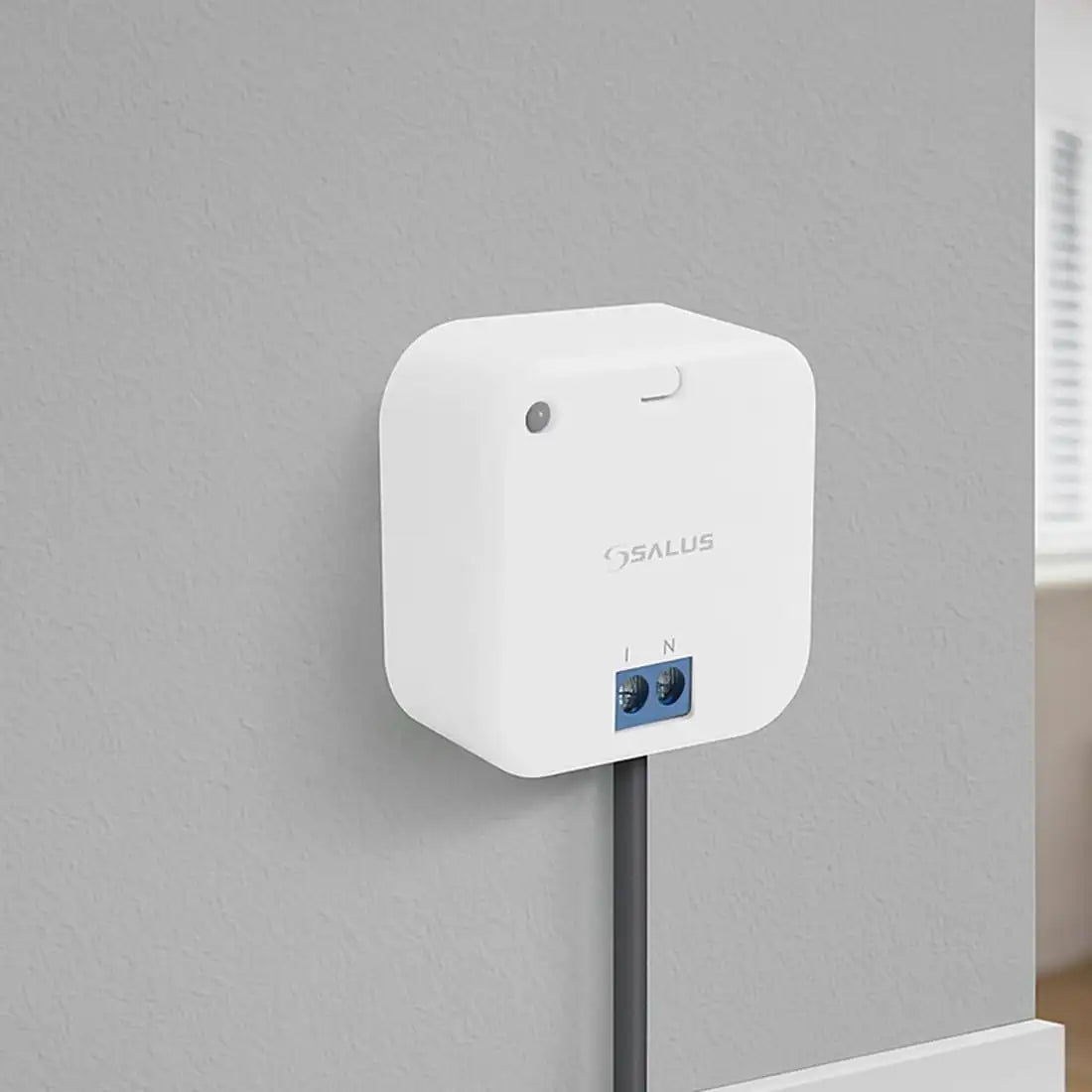 Salus RE600 Zigbee Smart Home Repeater 230V Hardwired Signal Booster