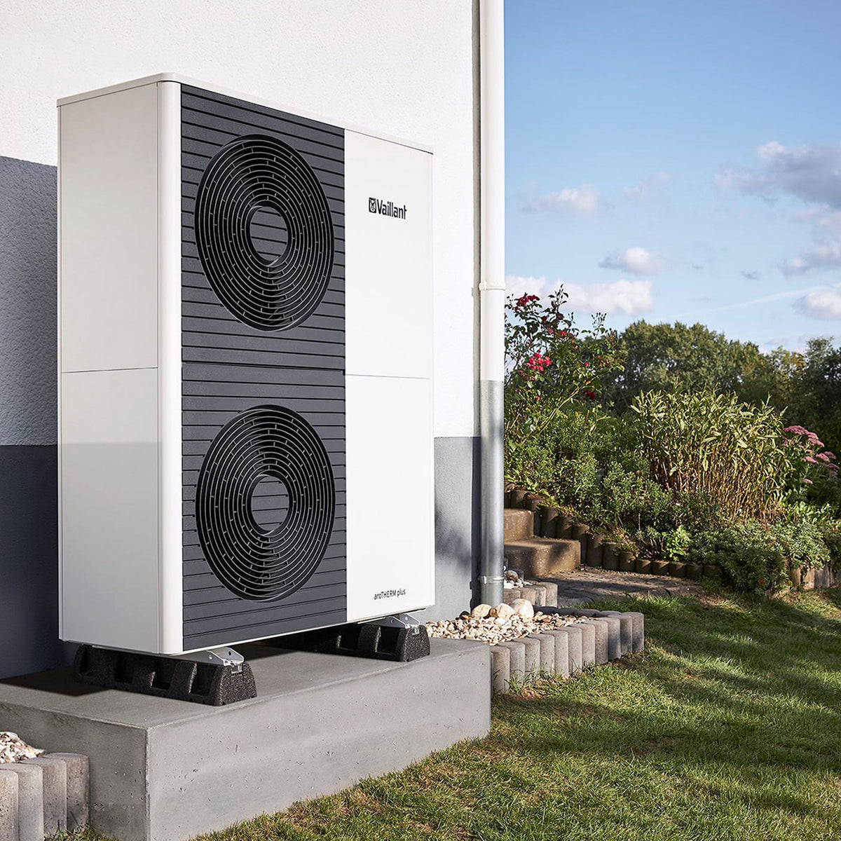 Vaillant aroTHERM Plus 10kW Air Source Heat Pump installed outdoors, providing efficient heating and hot water solutions.