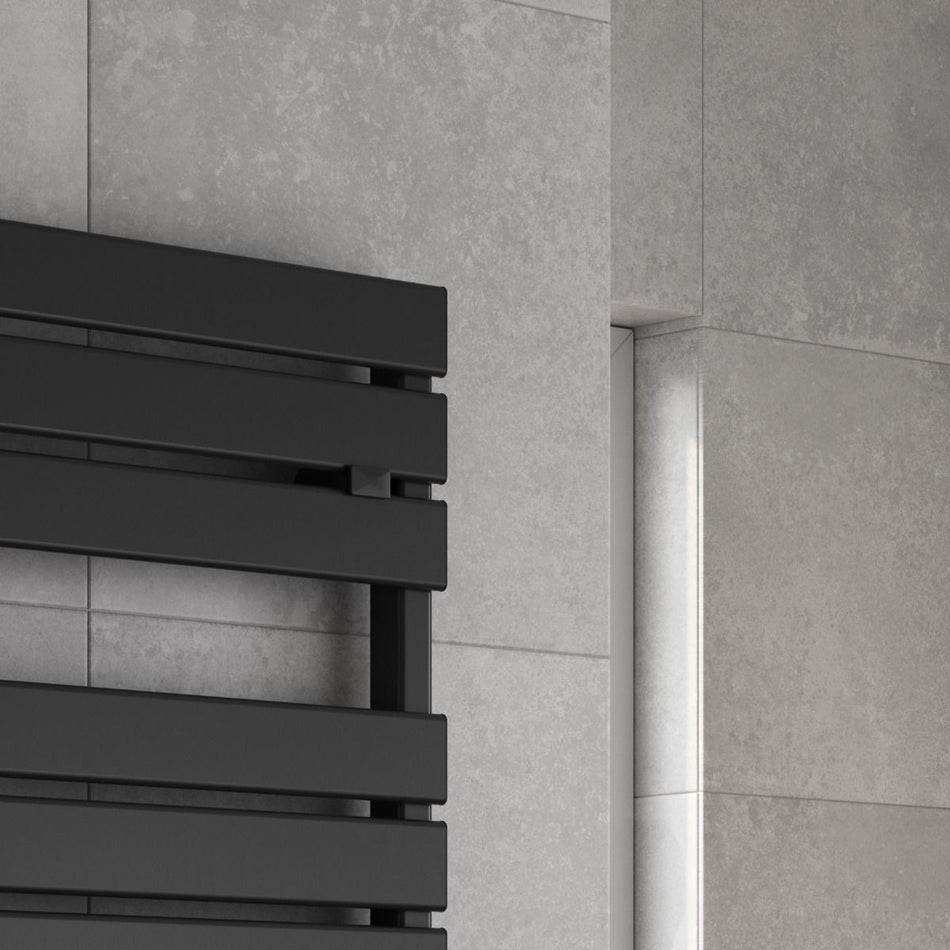 Reina Gia DE-GIA1025K Dry Electric Black Towel Radiator 550mm x 1120mm