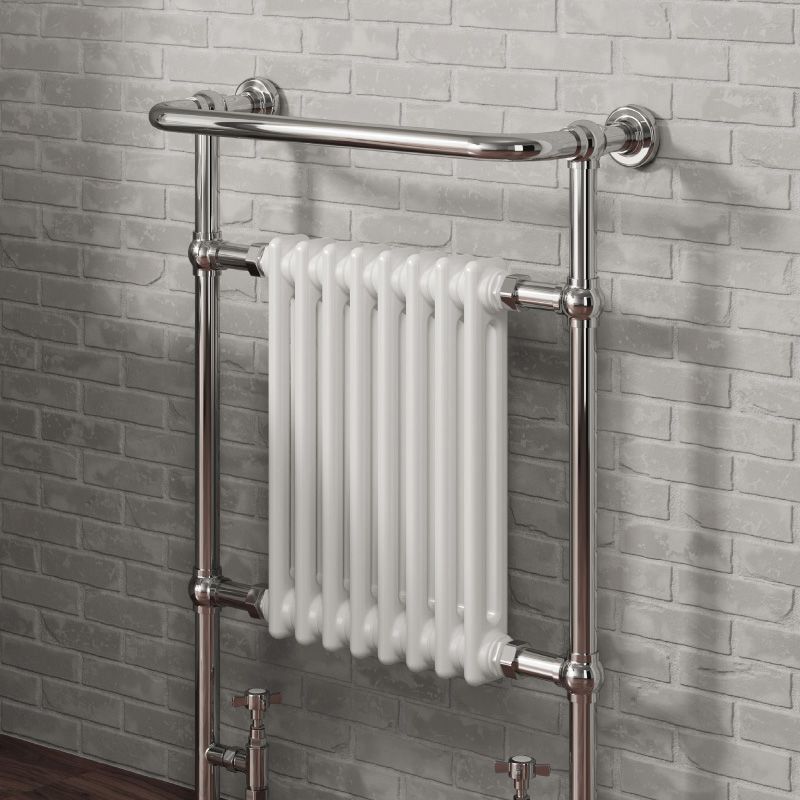 Reina Victoria RND-VIC01 Steel Towel Radiator 675mm x 960mm